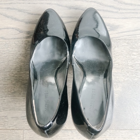 Nine West Patent Black Pump - Picture 1 of 4